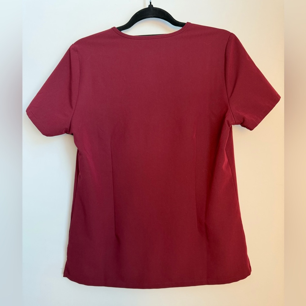 FIGS Burgundy Scrub Set Small Top & Jogger Pants Technical Collection Nurse - Picture 5 of 16